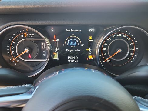 Used 2021 Jeep Gladiator Overland w/ Popular Equipment Package AWD/4WD image 20