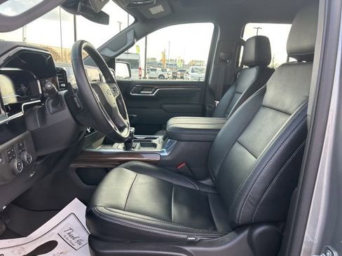 Certified 2023 Chevrolet Silverado 1500 RST image 15