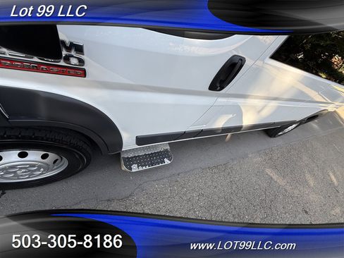 Used 2016 RAM ProMaster 2500 w/ Premium Appearance Group image 45
