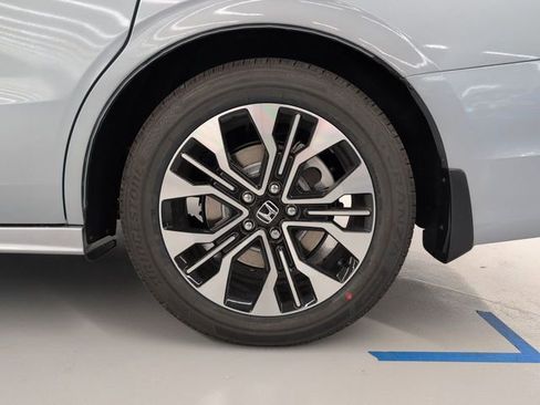 New 2026 Honda Odyssey Elite image 8