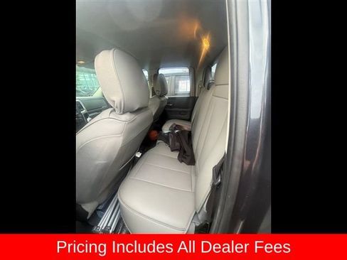 Used 2017 RAM 1500 Big Horn RWD image 13