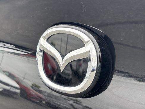 Used 2024 MAZDA MAZDA3 s FWD image 10