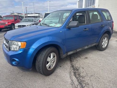 Used 2011 Ford Escape XLS w/ 101A Rapid Spec Order Code image 5
