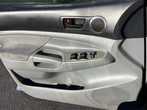 Used 2008 Toyota Tacoma PreRunner image 23