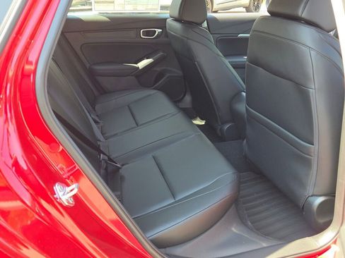 New 2025 Acura Integra Base image 12