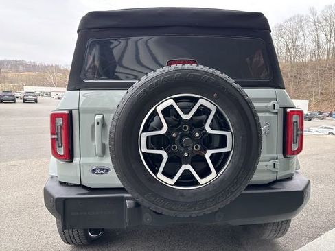 Used 2024 Ford Bronco Outer Banks image 4