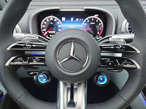 Used 2025 Mercedes-Benz AMG GT 55 image 9