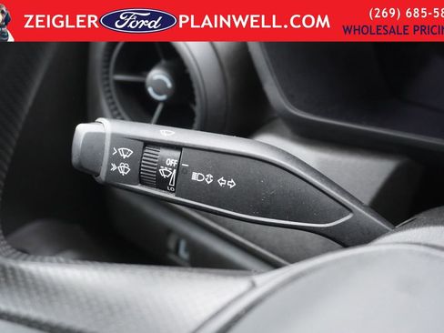 Used 2023 Chevrolet Colorado W/T image 24