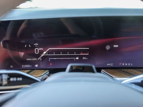 Certified 2025 Cadillac Escalade Sport Platinum image 11