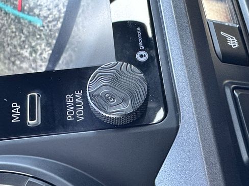 Used 2022 Toyota Tacoma TRD Off-Road w/ TRD Premium Off Road Package image 39