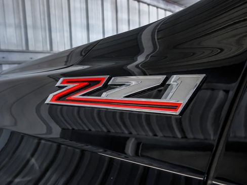 Used 2021 Chevrolet Suburban Z71 w/ Z71 Off-Road Package AWD/4WD image 54