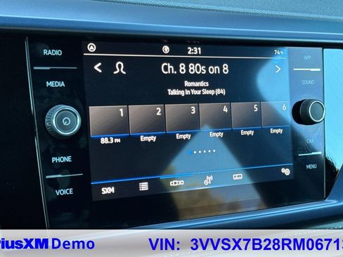 Used 2024 Volkswagen Taos SE image 34