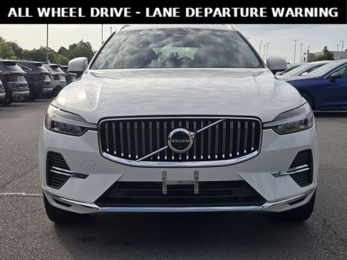 Used 2022 Volvo XC60 T8 Inscription Expression AWD/4WD image 2