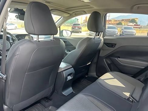 Used 2024 Subaru Crosstrek 2.0i Premium AWD/4WD image 17