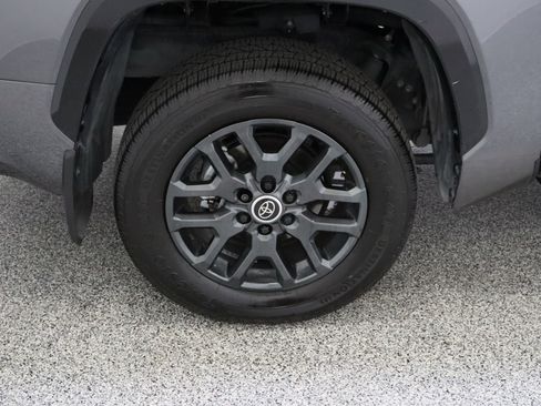 Used 2024 Toyota Tundra Platinum image 6