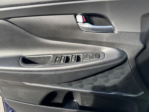 Used 2020 Hyundai Santa Fe Limited image 15