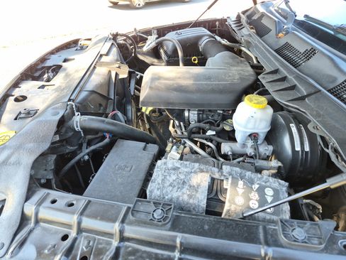 Used 2019 RAM 1500 Express w/ Express Value Package image 26