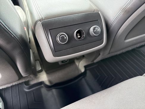 Used 2017 Chevrolet Traverse LS image 16