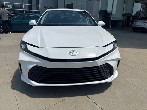 Used 2025 Toyota Camry LE FWD image 2