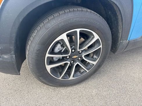 Used 2026 Chevrolet TrailBlazer LT w/ Driver Confidence Package image 9