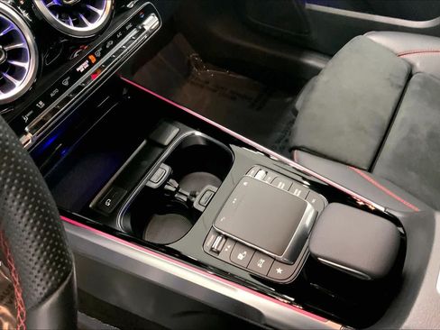 Certified 2023 Mercedes-Benz GLB 250 image 26
