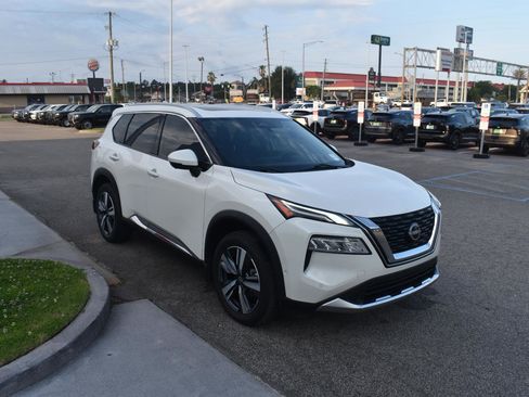 Used 2023 Nissan Rogue Platinum w/ Platinum Premium Package AWD/4WD image 17