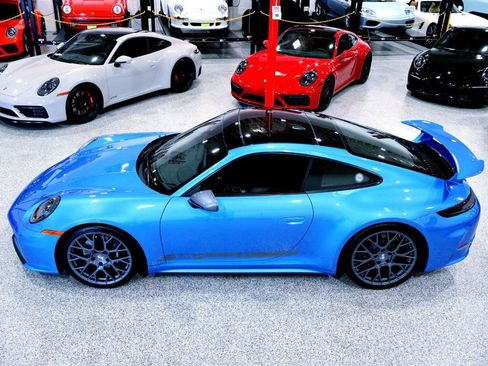 Used 2026 Porsche 911 Carrera T RWD image 7