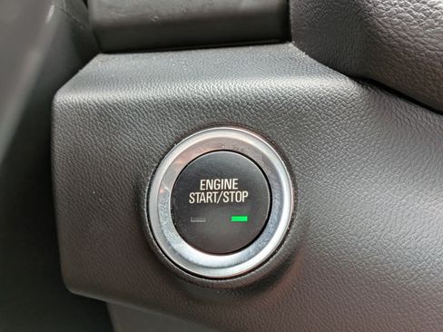 Used 2021 GMC Terrain SLE w/ Driver Convenience Package AWD/4WD image 29