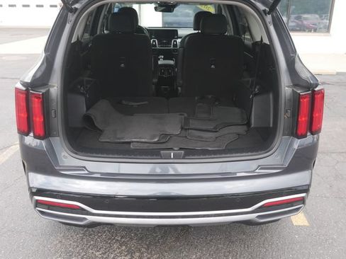 Used 2023 Kia Sorento SX AWD/4WD image 19