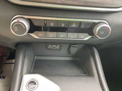 Used 2025 Nissan Altima 2.5 SV image 26