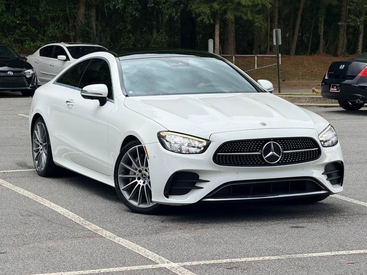 Used 2021 Mercedes-Benz E 450 Coupe image 4