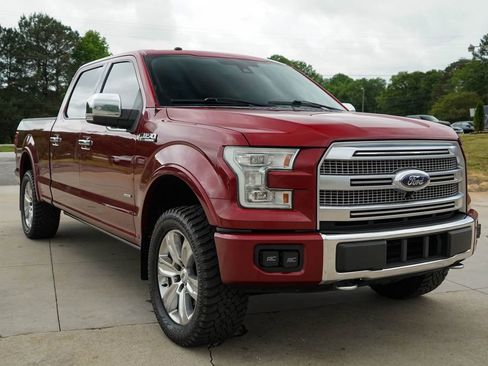 Used 2016 Ford F150 Platinum w/ Equipment Group 701A Luxury AWD/4WD image 28
