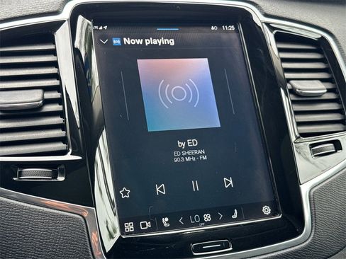 Certified 2023 Volvo XC90 B6 Plus w/ Protection Package Premier image 18