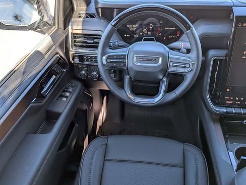 New 2026 GMC Yukon Denali w/ Denali Reserve Package image 17