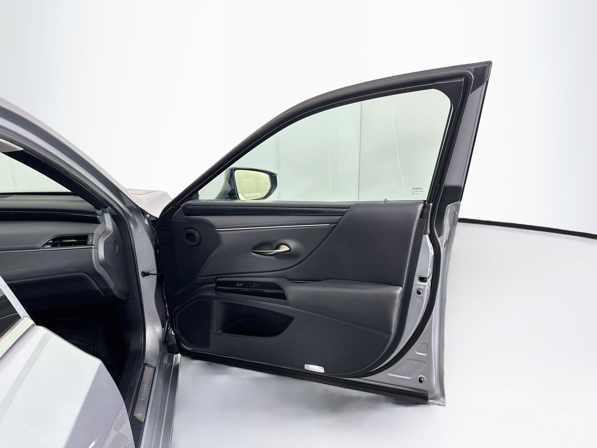 Used 2023 Lexus ES 350 w/ Accessory Package (Z1) FWD image 33