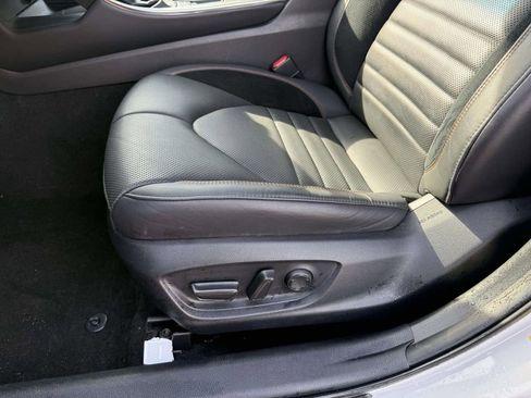 Used 2022 Toyota Avalon XSE w/ Carpet Mat Package (TMS) image 12