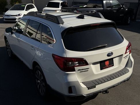 Used 2017 Subaru Outback 2.5i Limited AWD/4WD image 15