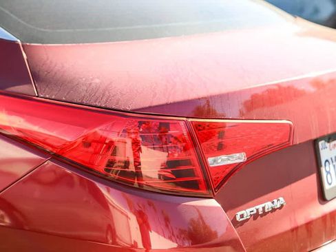 Used 2013 Kia Optima EX w/ Premium Pkg FWD image 10