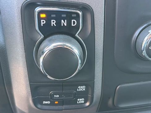 Used 2015 RAM 1500 Express AWD/4WD image 24