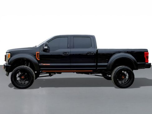 Used 2018 Ford F250 King Ranch w/ King Ranch Ultimate Package image 9