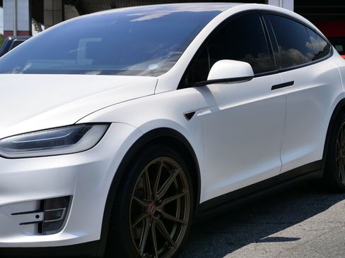 Used 2016 Tesla Model X 90D AWD/4WD image 40