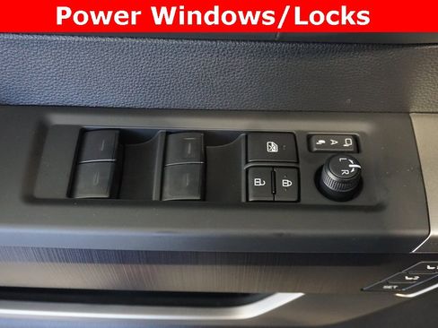 New 2026 Toyota Tundra Platinum image 6