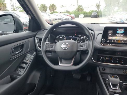 New 2026 Nissan Rogue S image 8