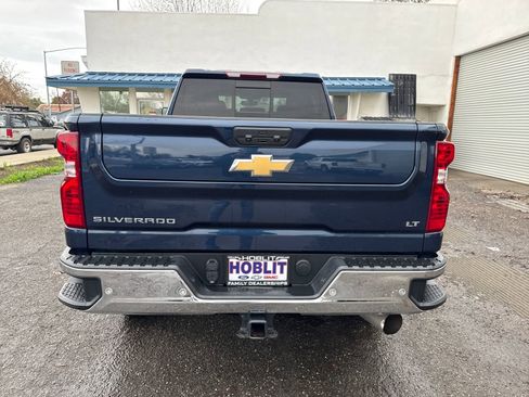 Used 2023 Chevrolet Silverado 2500 LT w/ Convenience Package image 4