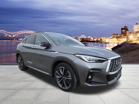 Used 2025 INFINITI QX55 Essential image 4