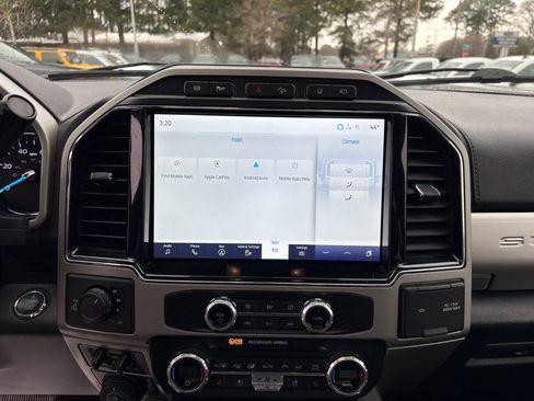 Used 2022 Ford F250 Lariat w/ Lariat Ultimate Package image 15