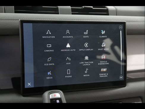 Used 2025 Land Rover Defender 110 S image 11