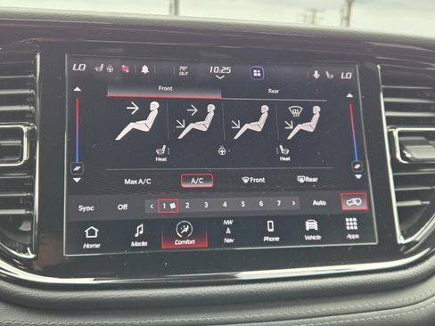 Used 2022 Dodge Durango GT RWD image 12