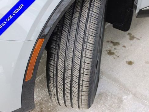 Used 2025 Kia Sportage SX image 13