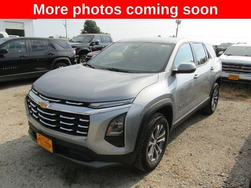 Used 2026 Chevrolet Equinox LT AWD/4WD image 1